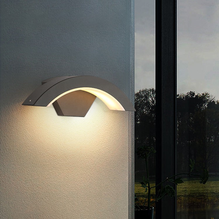 Modern IP65 Outdoor LED Wall Light
