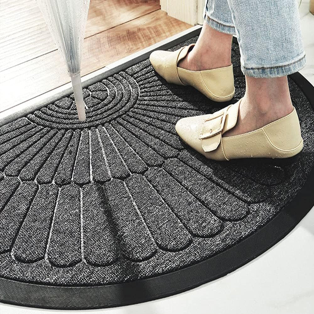 Semi-Circular Non-Slip Rubber Door Mat