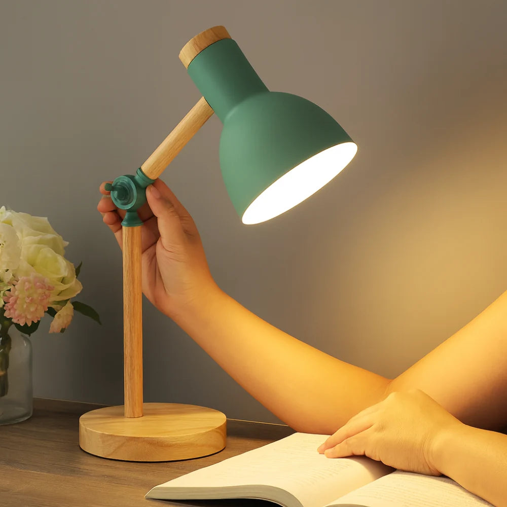 Adjustable Wood Nordic Desk Lamp