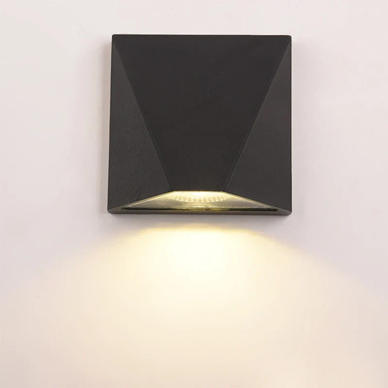 Modern Black 5W LED Outdoor Wall Lamp
