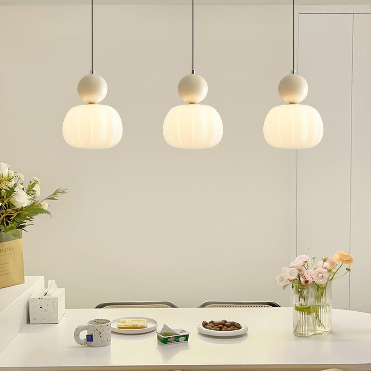 Yedra Organic Round Acrylic Pendant Lamp