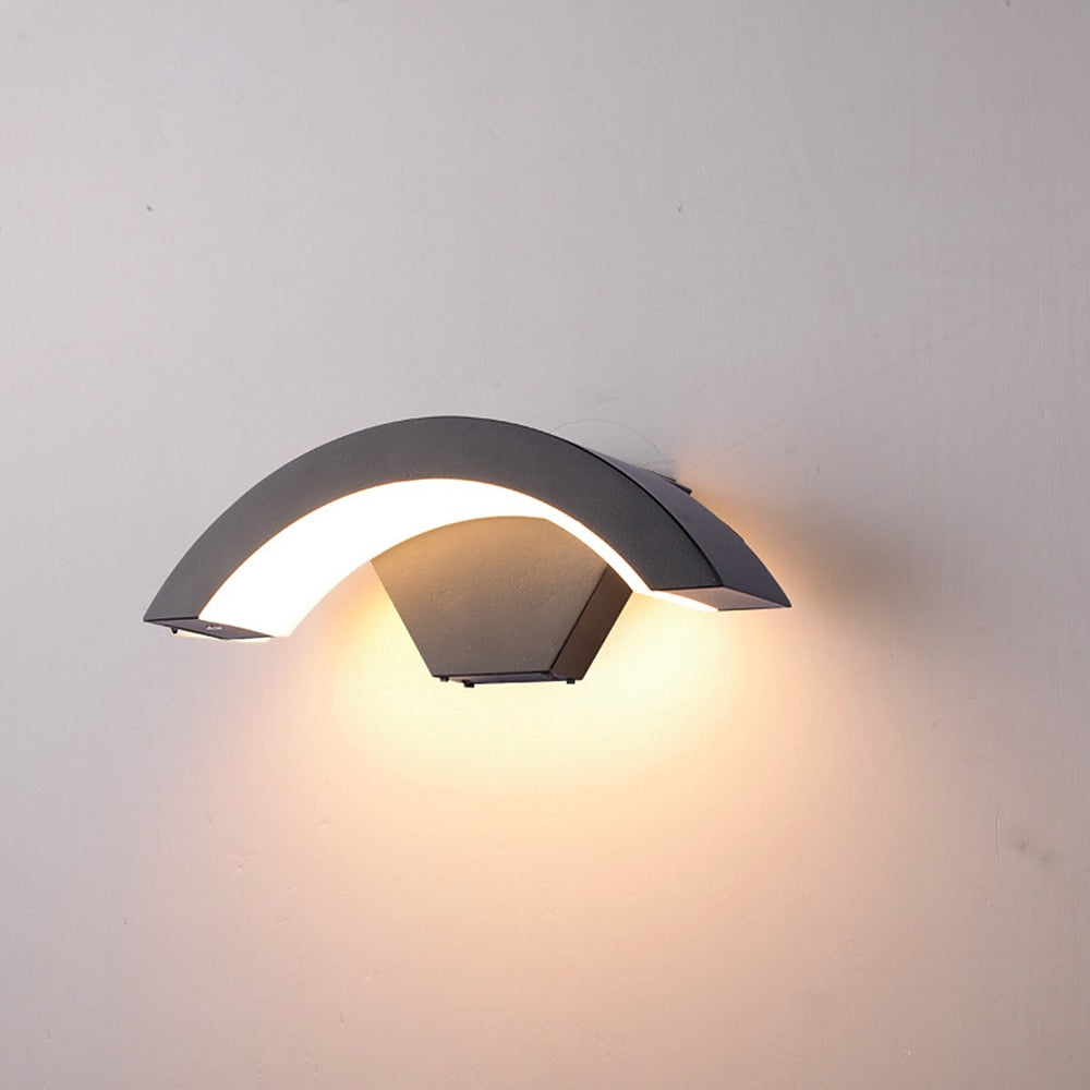 Modern IP65 Outdoor LED Wall Light