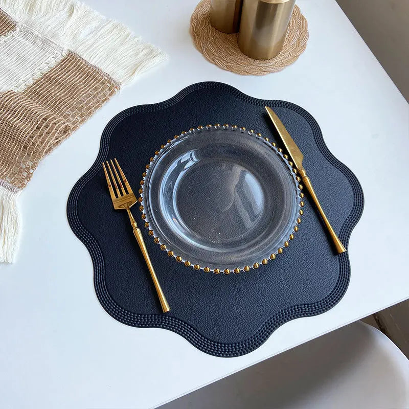 FloraMat Round Faux Leather Placemats