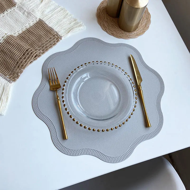 FloraMat Round Faux Leather Placemats