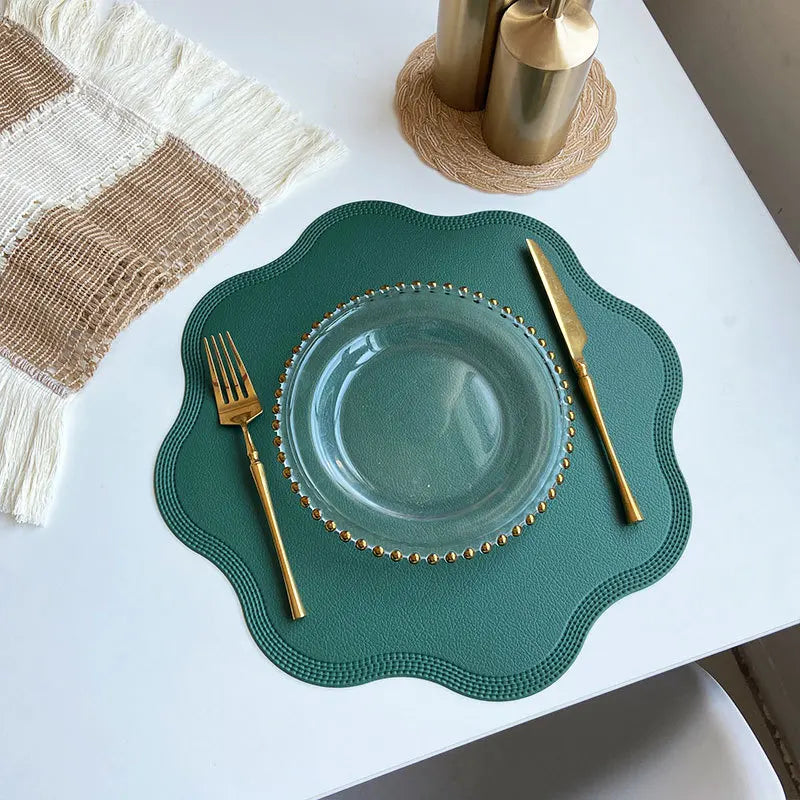 FloraMat Round Faux Leather Placemats