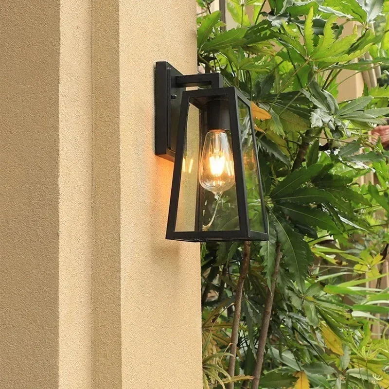 Verona Outdoor Wall Lantern