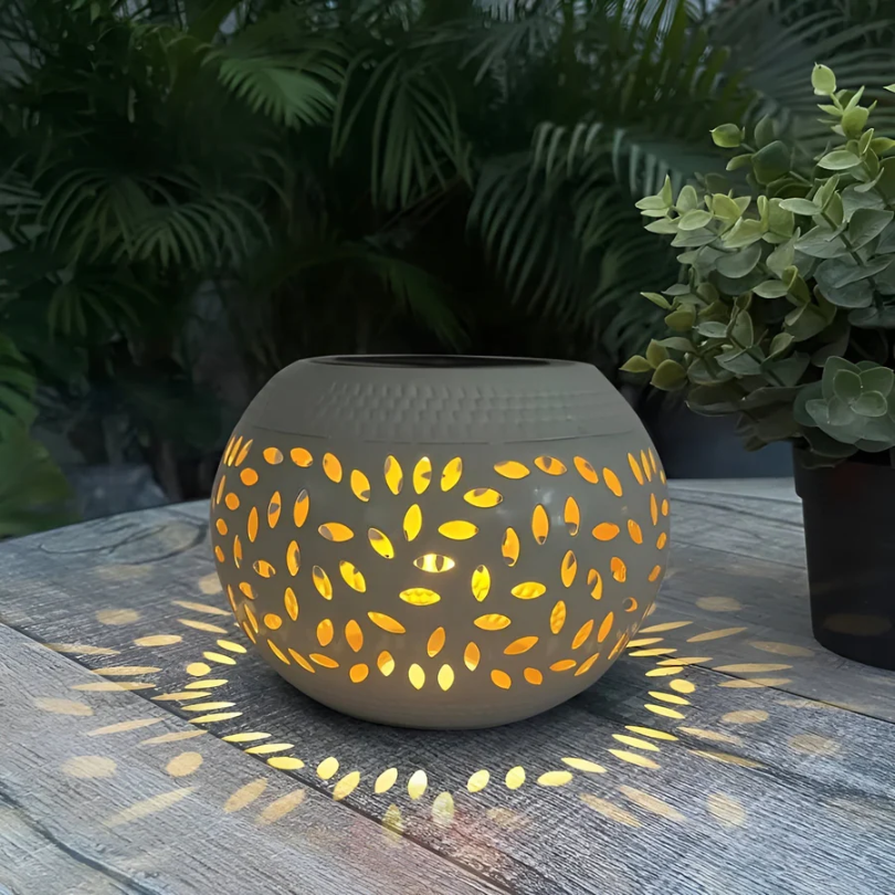 Lumopattern Decorative Solar Garden Light