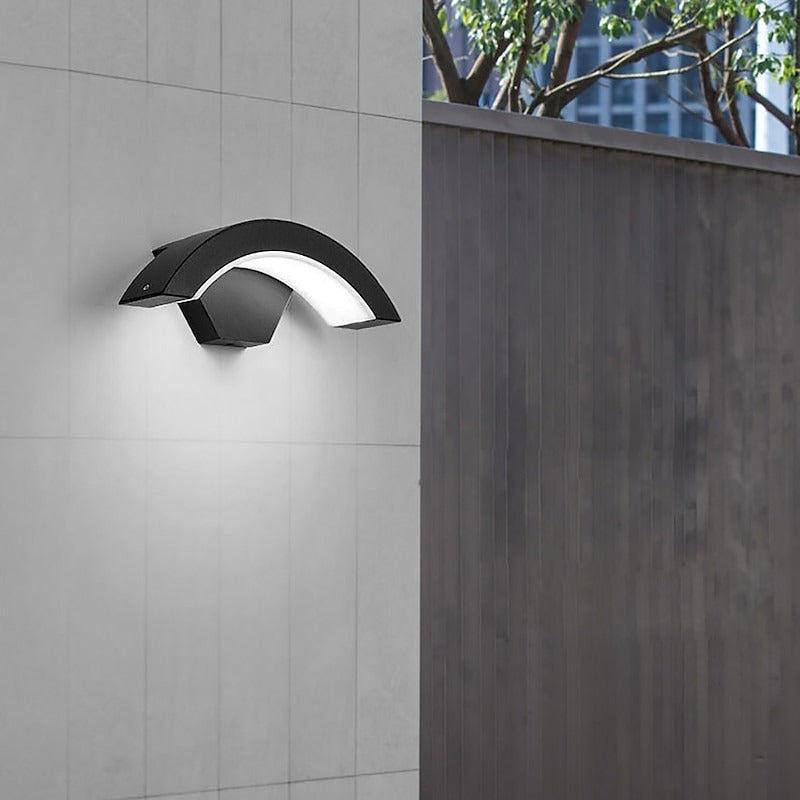 Modern IP65 Outdoor LED Wall Light